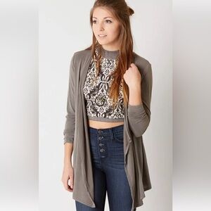 Le Lis Solid Cardigan Mushroom Grey Split Back Hem